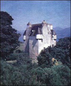 Barcaldine Castle