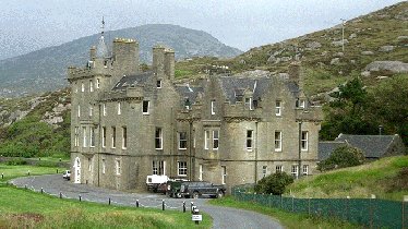 Amhuinnsuidhe Castle photo Harris