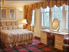 Hotel bedroom photo
