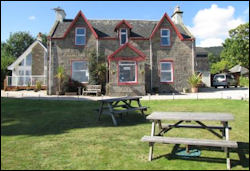 B&B