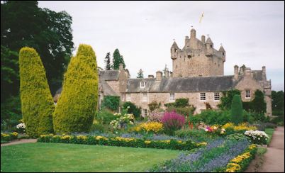 Cawdor gardens photo