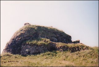 Dunyvaig Castle